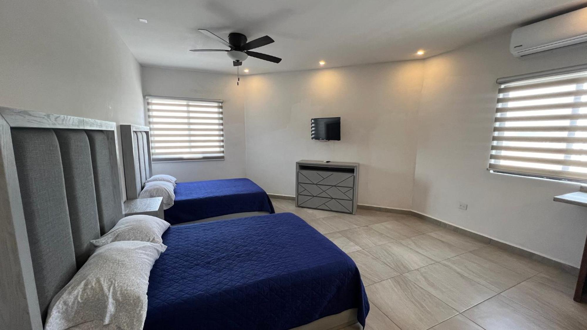 Hotel Plazuela กาเดเรย์ตา ฮิเมเนซ ภายนอก รูปภาพ