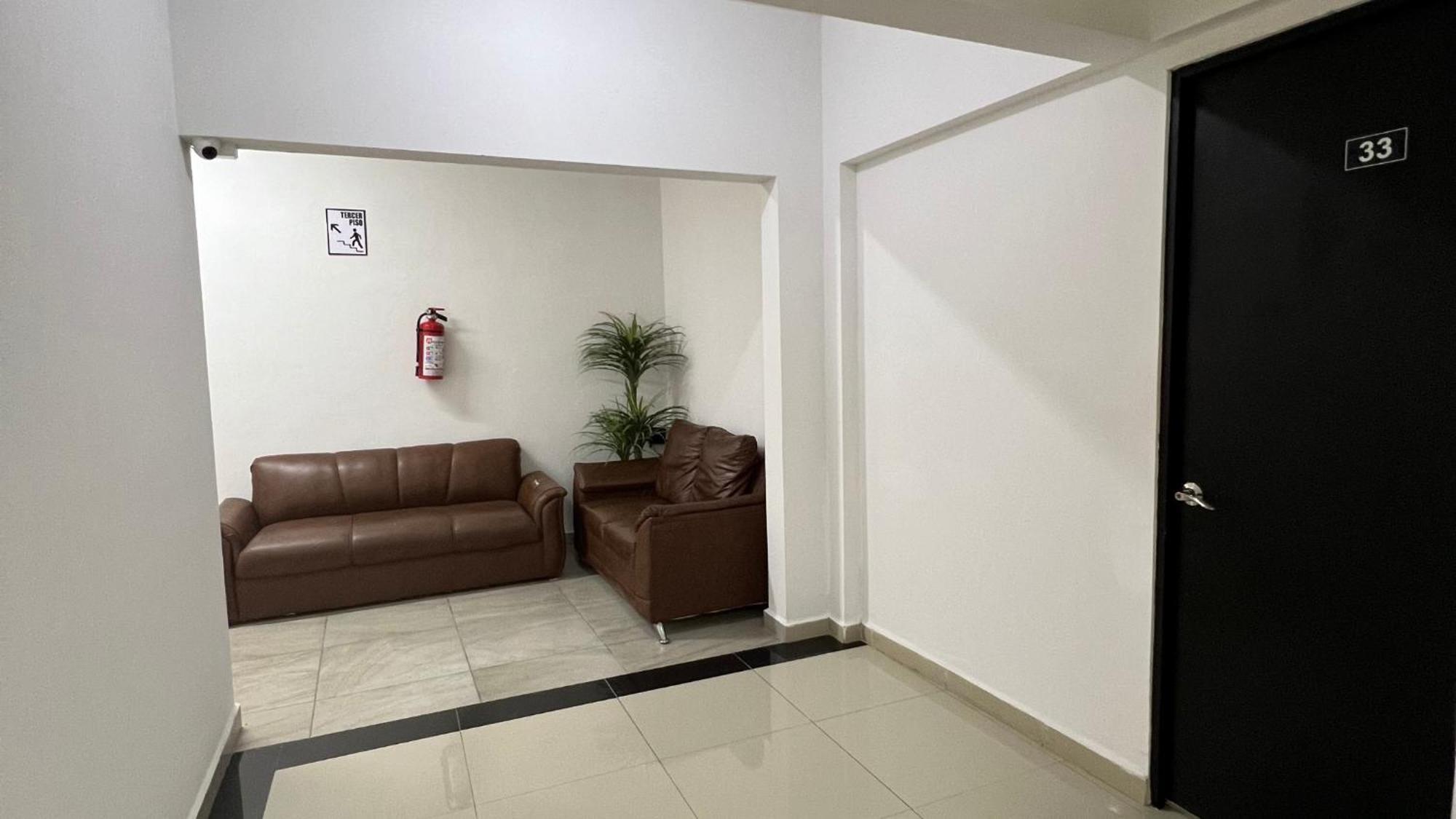 Hotel Plazuela กาเดเรย์ตา ฮิเมเนซ ภายนอก รูปภาพ